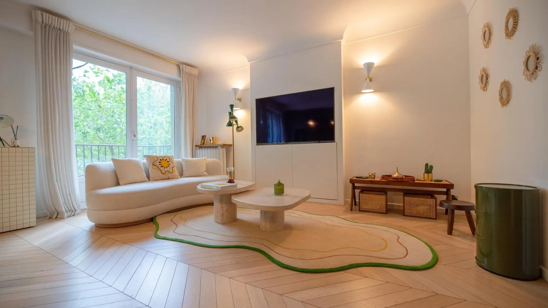 Luxury Flat Eiffel Tower View Apartment