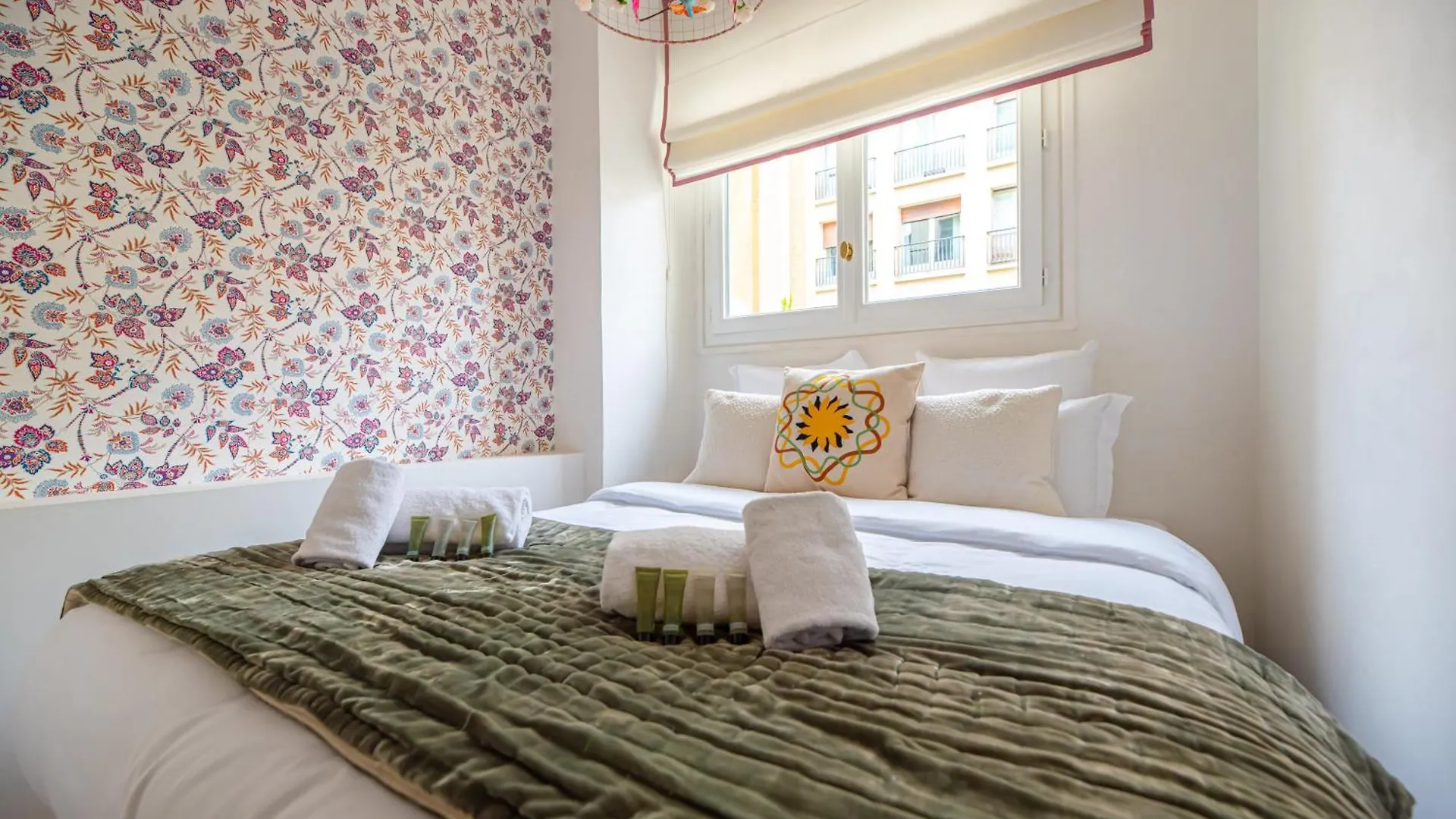 Luxury Flat Eiffel Tower View Apartment *