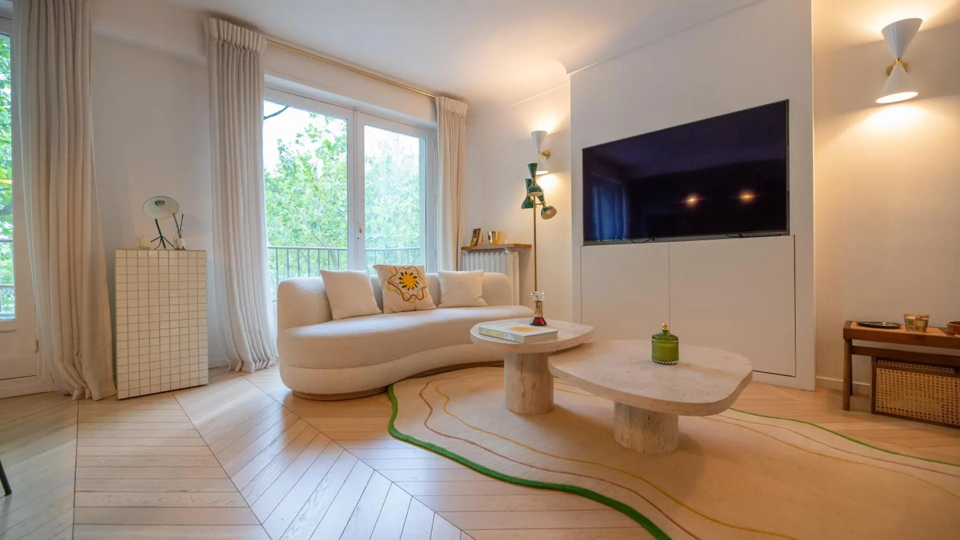 Luxury Flat Eiffel Tower View Apartment Paris